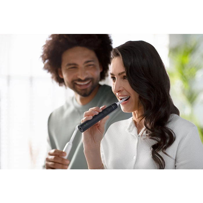 Philips Sonicare 3100 sonični električni zobni ščetki 2 kosa (HX3675/15) črna/roza