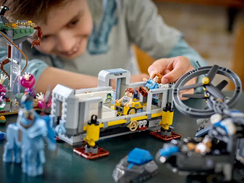 Lego Avatar 75573 Lebdeče gore: Mesto 26 in RDA Samson