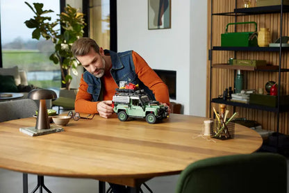 LEGO Icons 10317 Land Rover Classic Defender 90