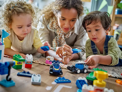 Lego Duplo 10445 Dirkalniki in dirkalci ekipe F1