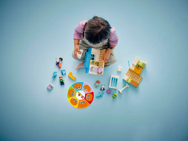 Lego Duplo 10449 Prvič: Obisk pri zdravniku