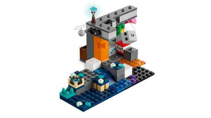 Lego Minecraft 21274 Srečanje s Čuvarjem