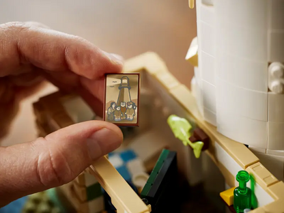 LEGO Ideas 21335 Motorizirani svetilnik