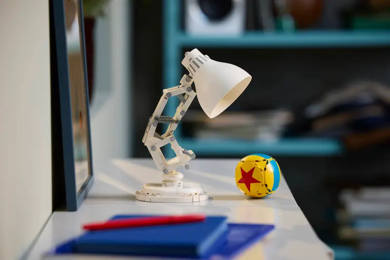 Lego Ideas 21357 Disney Pixar Luxo Jr.