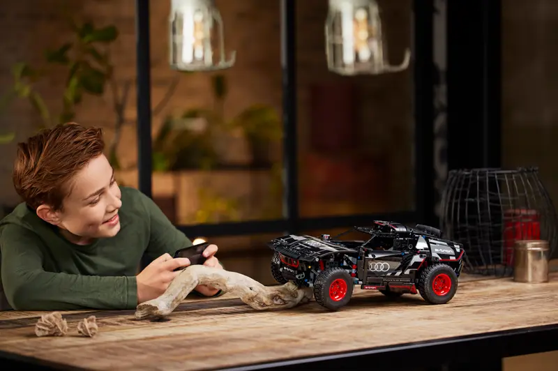 Lego Technic 42160 Audi RS Q e-tron