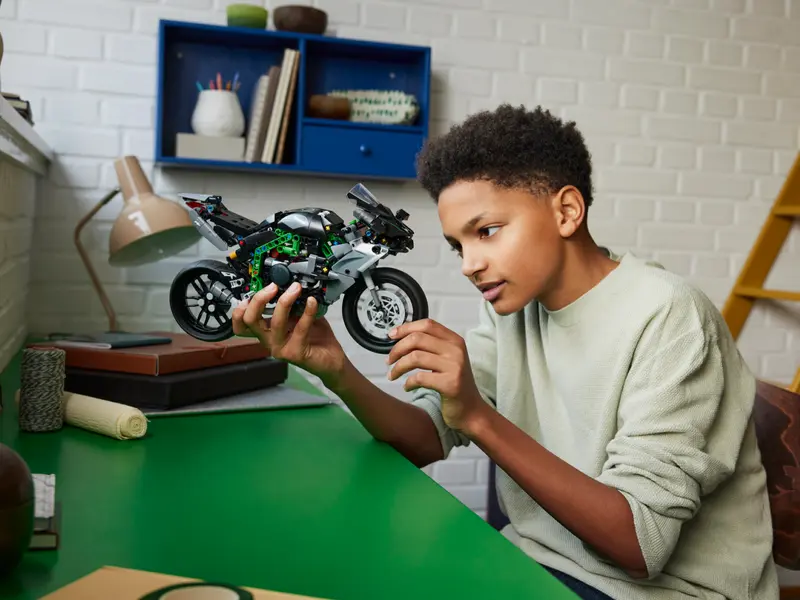 Lego Technic 42170 Motocikl Kawasaki Ninja H2R