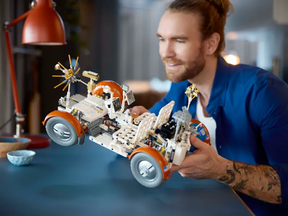 Lego Technic 42182 Lunarno vozilo NASA Apollo LRV