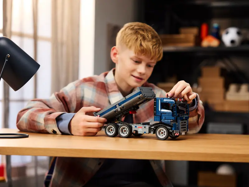 Lego Technic 42203 Prekucno smetarsko vozilo