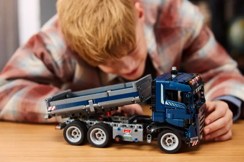 Lego Technic 42203 Prekucno smetarsko vozilo