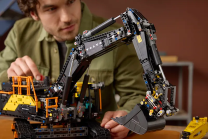 Lego Technic 42215 Bager Volvo EC500 Hybrid