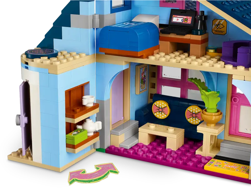 Lego Friends 42620 Družinski hiši Ollyja in Paisley
