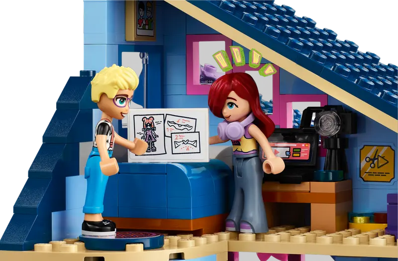 Lego Friends 42620 Družinski hiši Ollyja in Paisley
