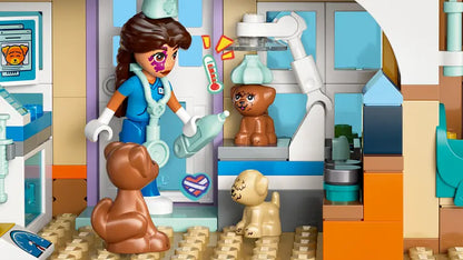 Lego Friends 42651 Veterinarska klinika za konje in hišne ljubljenčke