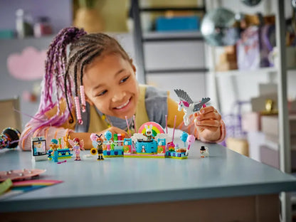 Lego Friends 42661 Zabava v maskah s samorogom in dobro vilo