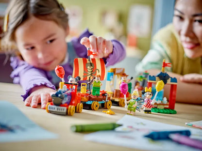 LEGO 43212 Disney: praznični vlak (Disney 100 Anniversary)