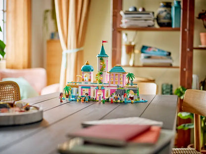 Lego Disney 43267 Princesji grad in kraljevske domače živali