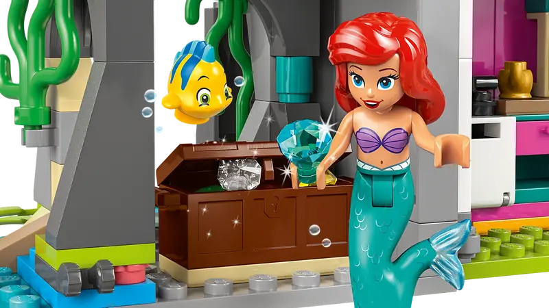 Lego Disney 43267 Princesji grad in kraljevske domače živali
