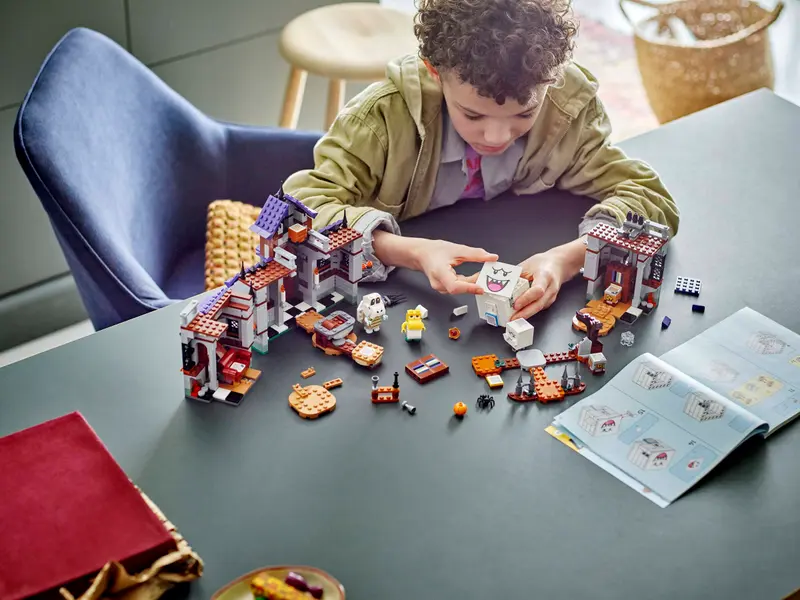 Lego Super Mario 71436 King Boojev zakleti dvorec