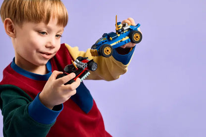 Lego Ninjago 71840 Avtomobilska dirka Rogue proti Drixu