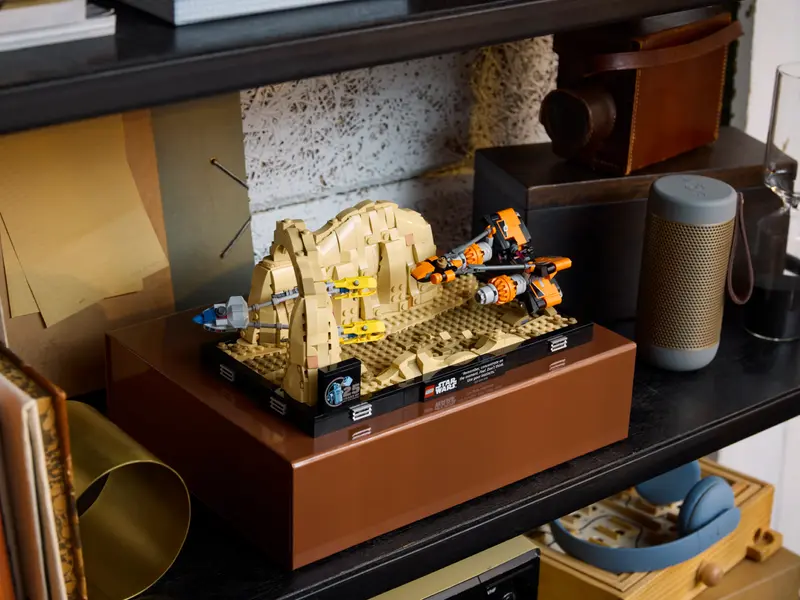 Lego Star Wars 75380 Diorama Mos Espa Podrace