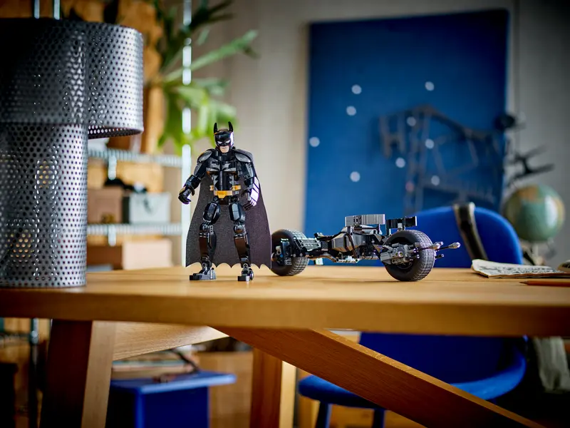 Lego Super Heroes 76273 Konstrukcijska figura Batman in netopirski-pod-motor