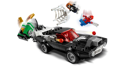 Lego Super Heroes 76309 Spider-Man proti Venomovemu avtu z močnim motorjem
