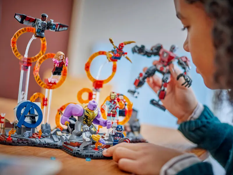 Lego Super Heroes 76323 Maščevalci: Zaključek Končna bitka