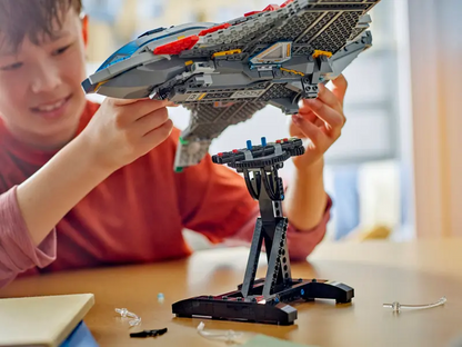 Lego Super Heroes 76325 Maščevalci: Ultronova doba Quinreaktivec