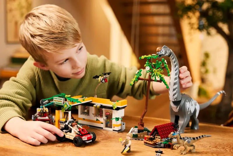 Lego Jurassic World 76973 Zasledovanje raptorja in titanozavra
