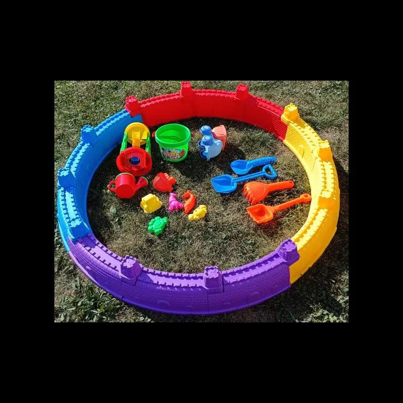 Beach Toys 18- delni otroški komplet bioplastičnih igrač za peskovnik v obliki gradu (125cm) - MiniPark