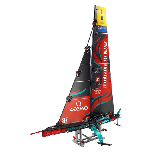 Lego Technic 42174 Emirates Team New Zealand, jahta AC75